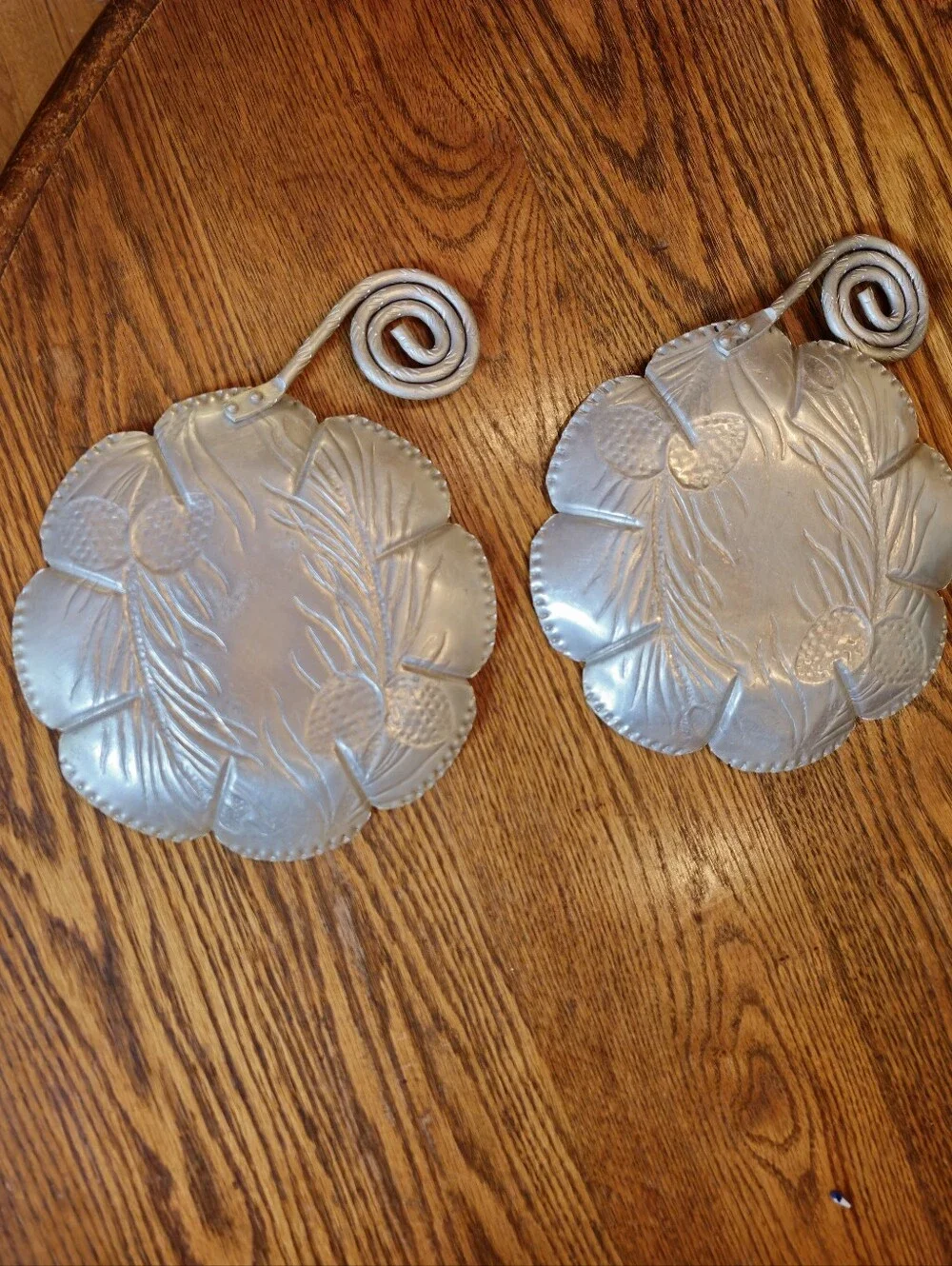 VINTAGE 1960 ALUMINUM CANDY DISHES (2l Embossed Pine Cones And Branches